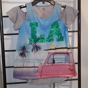 Girl's good vibes LA T with cutout sleeves